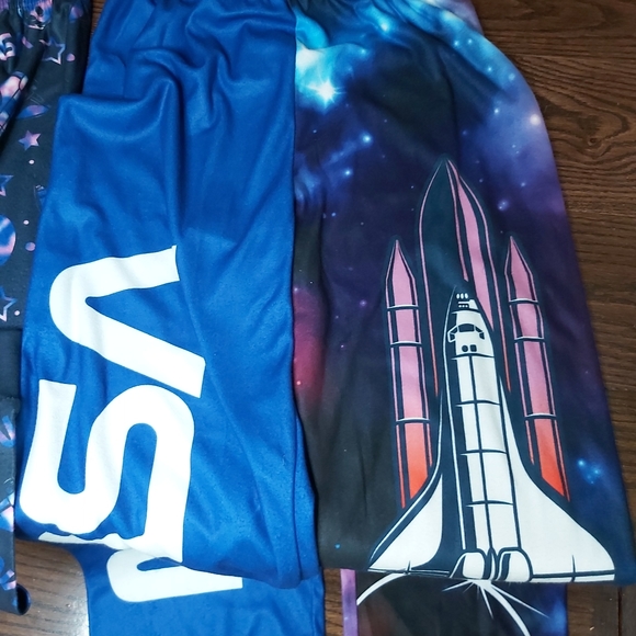 Boys PJ...Mandalorian NASA theme size 8...star*wars brand - Picture 5 of 6